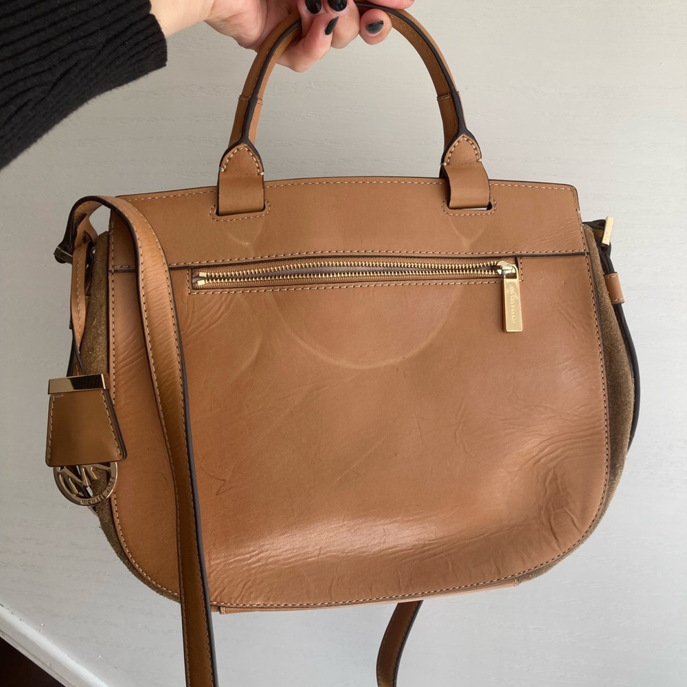 Michael Kors Romy large brown suede and leather messenger saddle crossbody bag - Picture 6 of 8